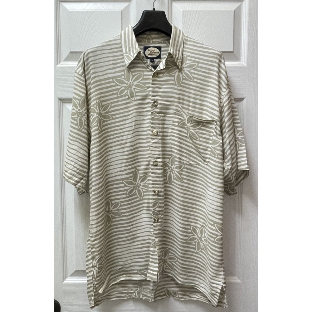 Tommy Bahama‎ Men's Medium Rayon Short Sleeve Button Up Shirt Relaxed Easy Light